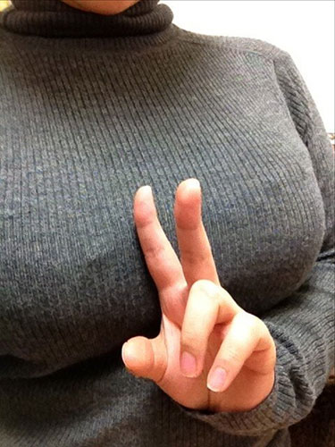 【ヌード画像】巨乳女がセーターを着た結果ｗ（32枚） 14