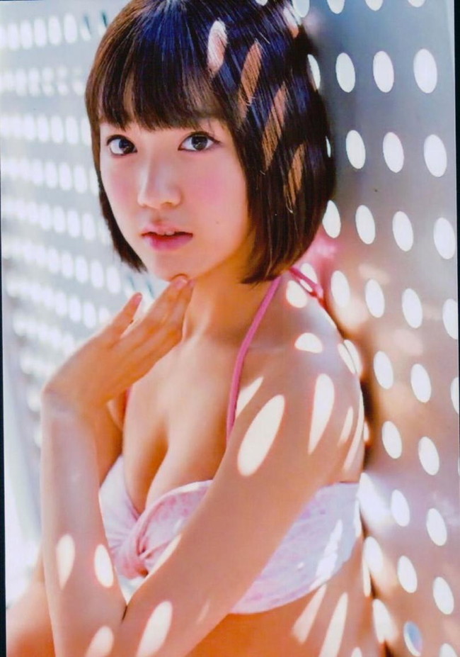 【ヌード画像】宮脇咲良の可愛すぎるセクシーグラビア画像（31枚） 27