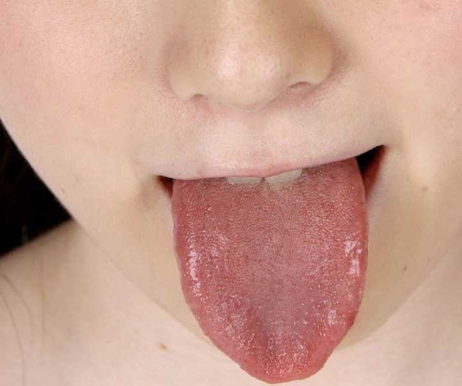 【ヌード画像】ぬるぬでトロトロのベロがダントツでエロいっす。こんな舌で舐められたい最高のエロ舌画像集（50枚） 21