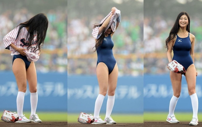 【ヌード画像】女の子が野球のユニフォーム着ると想像以上にエロくなるという事を女性自身はまだ知らないのだろうか？野球ユニのセクシー画像（50枚） 40