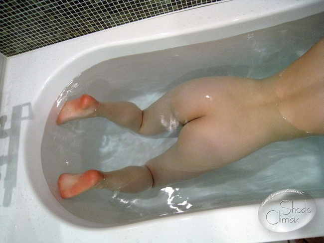 【ヌード画像】風呂で四つん這いになった例の美尻ポーズ（30枚） 08